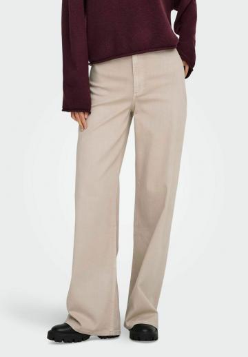 Клешеные джинсы