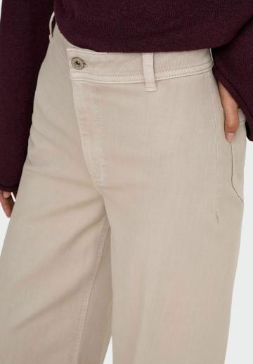 Клешеные джинсы