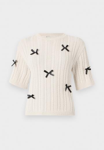 Пуловер с коротким рукавом