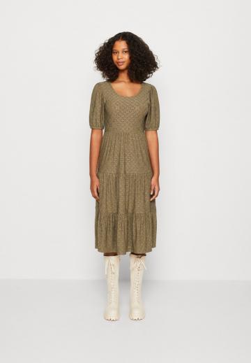 Летнее платье