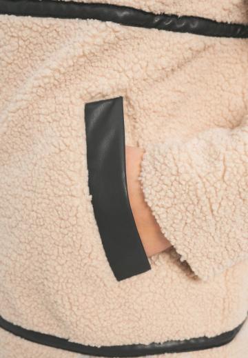 Шерстяное пальто