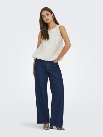 Блузка без рукавов