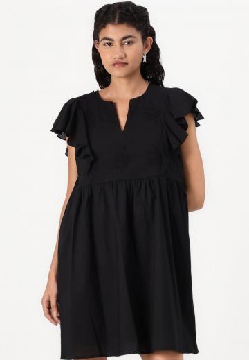 Короткое платье