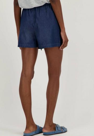Джинсовые шорты