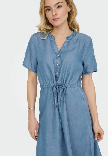 Джинсовое платье