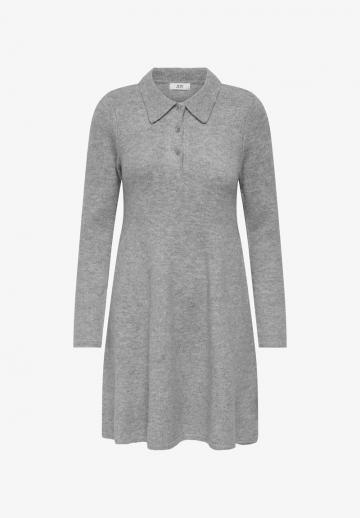 Вязаное платье