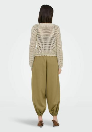 Вязаная кофта