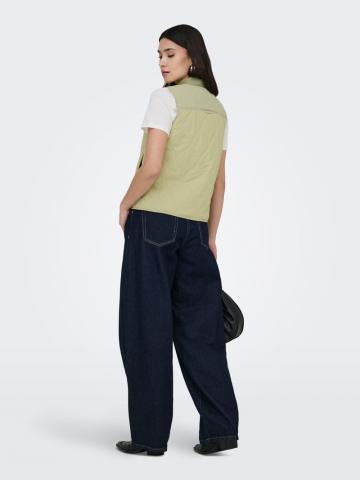 Стеганый жилет