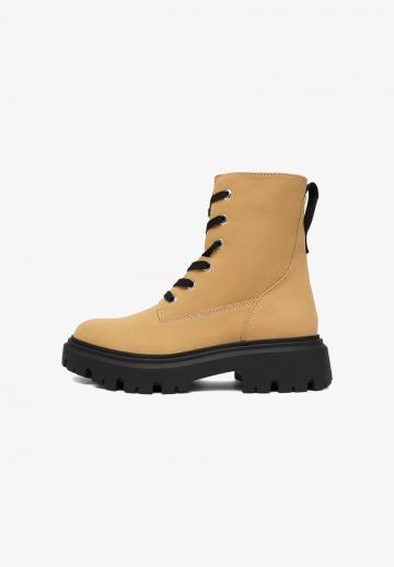 Полусапожки на платформе