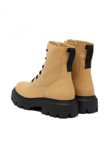 Полусапожки на платформе