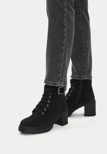 Полусапожки на платформе