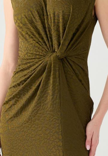 Платье футляр