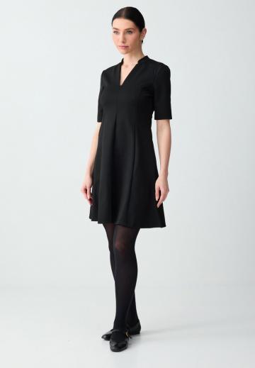 Короткое платье