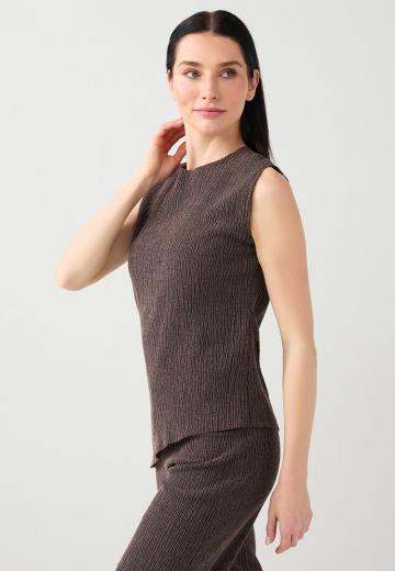 Блузка без рукавов