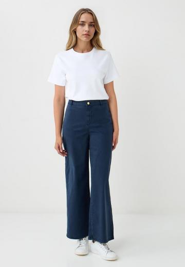 Клешеные джинсы