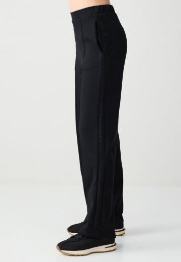 Спортивные штаны