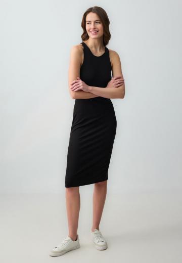 Вязаное платье