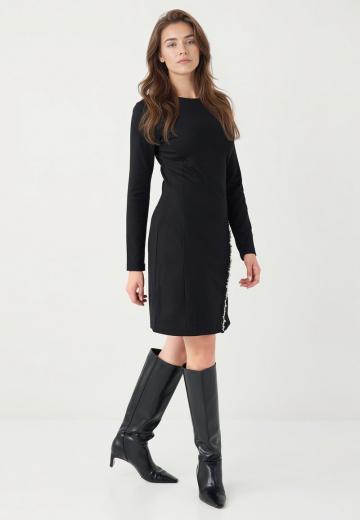 Платье футляр