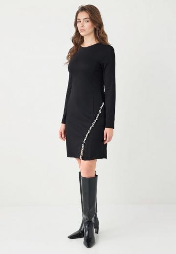 Платье футляр