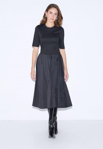 Вязаное платье