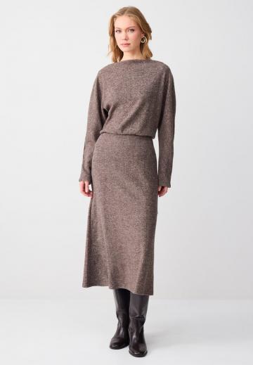 Вязаное платье