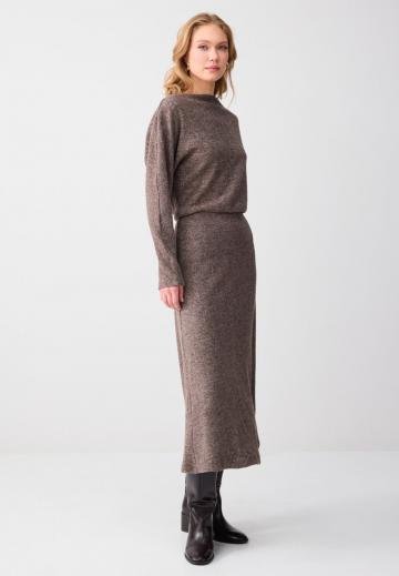 Вязаное платье