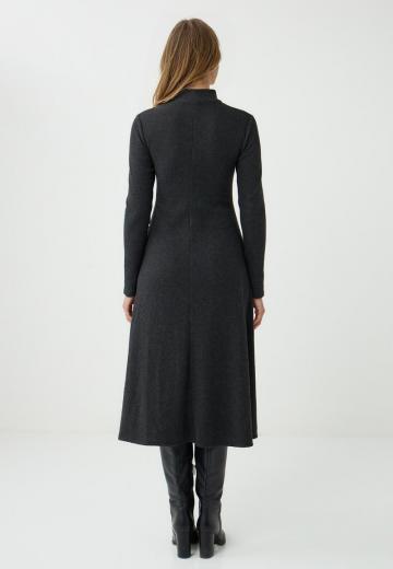 Вязаное платье