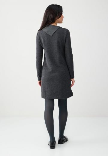 Вязаное платье