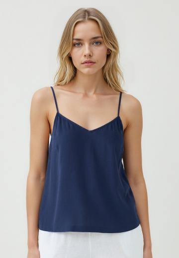 Топ на бретельках