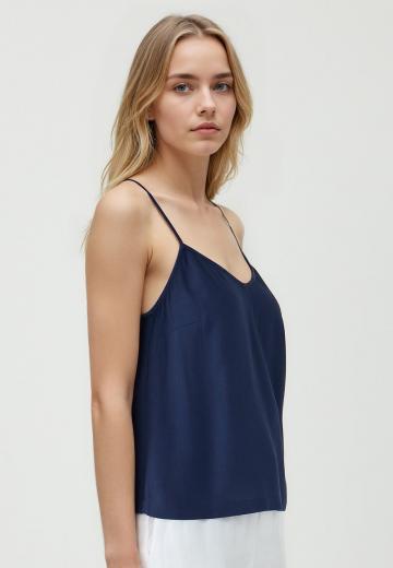 Топ на бретельках