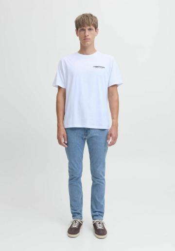 Узкие джинсы