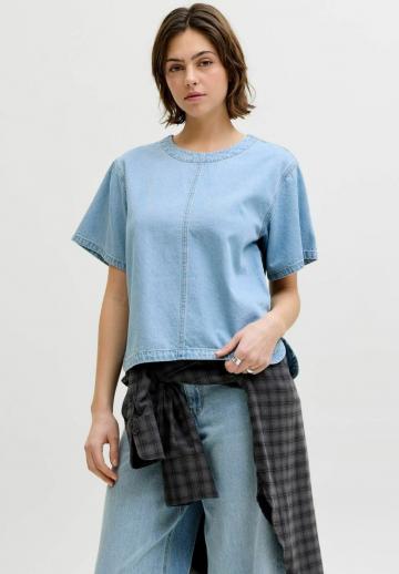 Джинсовая блузка