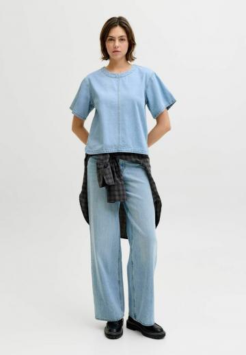 Джинсовая блузка