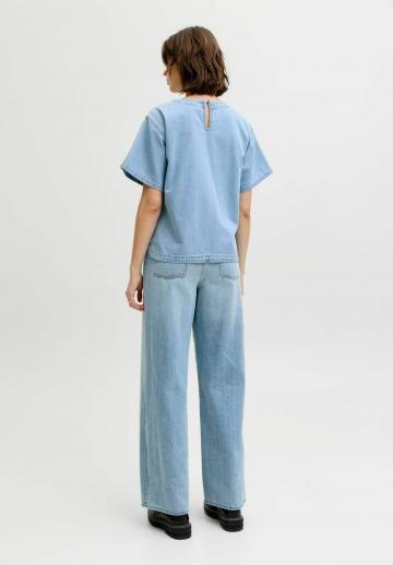 Джинсовая блузка