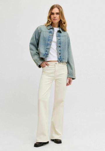 Клешеные джинсы