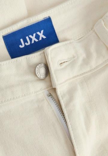 Клешеные джинсы