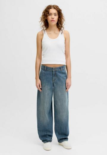 Свободные джинсы