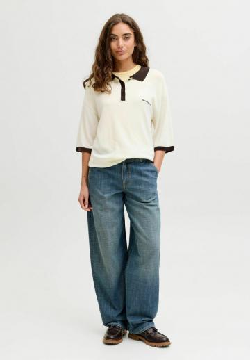 Пуловер с воротником поло