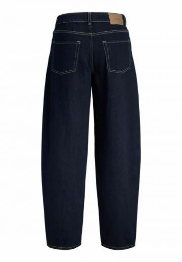 Свободные джинсы