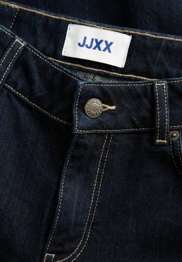 Свободные джинсы