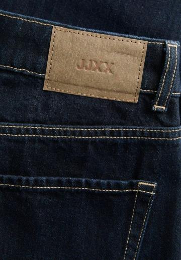 Свободные джинсы