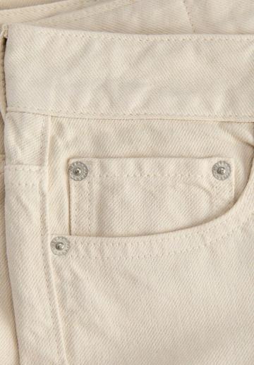 Короткие джинсы