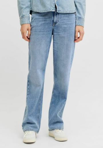Джинсы