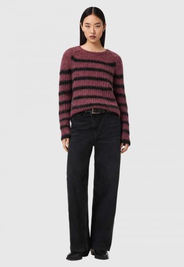 Пуловер в полоску