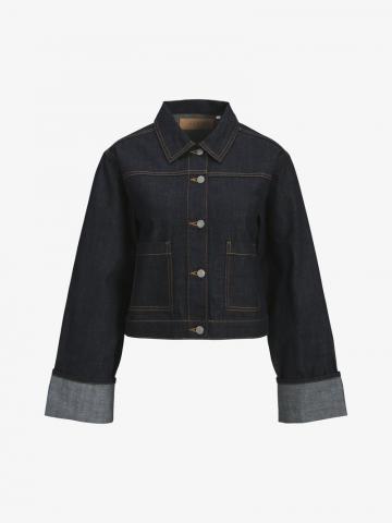 Джинсовая куртка