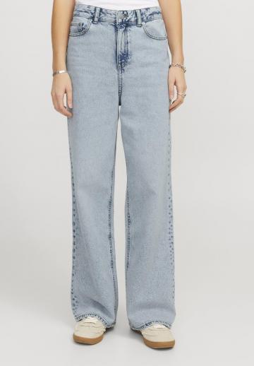 Свободные джинсы