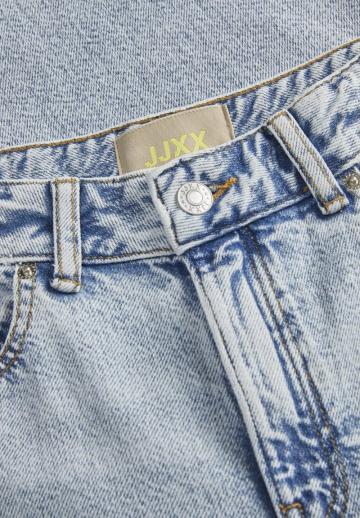 Свободные джинсы