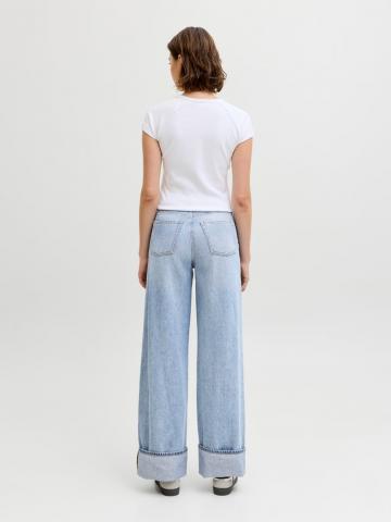 Свободные джинсы