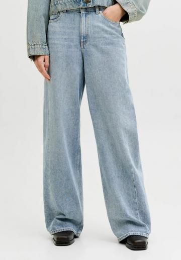 Джинсы