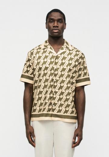 Рубашка с коротким рукавом